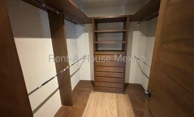 Departamento en Venta en Naucalpan de Juárez, Lomas de Tecamachalco  NC. 25-1621