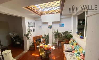 Casa en sector residencial Barrio El Tenis..