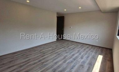 Departamento en Venta en Naucalpan de Juárez, Lomas de Anáhuac NC. 25-3127