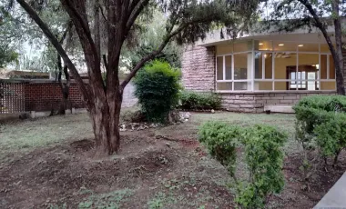 Casa en venta en Del Valle, San Pedro Garza García, Nuevo León