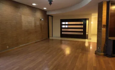 Casa en venta en Del Valle, San Pedro Garza García, Nuevo León