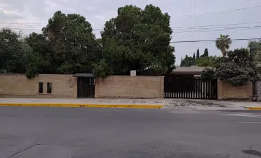 Casa en venta en Del Valle, San Pedro Garza García, Nuevo León