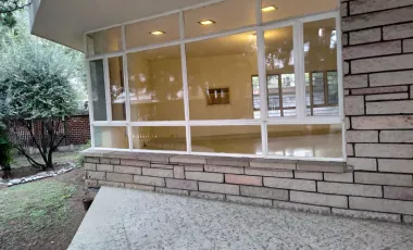 Casa en venta en Del Valle, San Pedro Garza García, Nuevo León