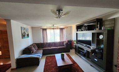 VENDEMOS CASA EN CURICO VILLA GALILEA