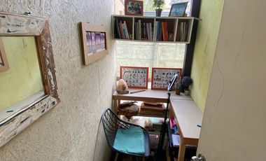 AMPLIA CASA FAMILIAR EN COLLICO, CERCANA AL RIO