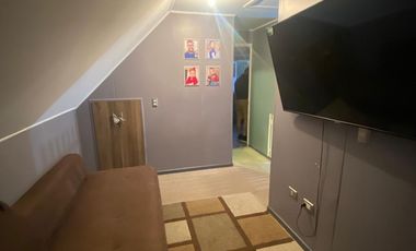 AMPLIA CASA FAMILIAR EN COLLICO, CERCANA AL RIO