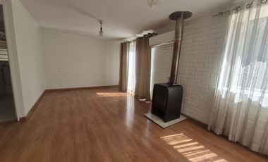 Casa en Arriendo en Amadeus casarino