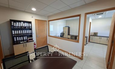 Gran oficina full equipada