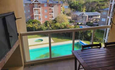 Penthouse en dos plantas  con vista al  mar en Cilene 1