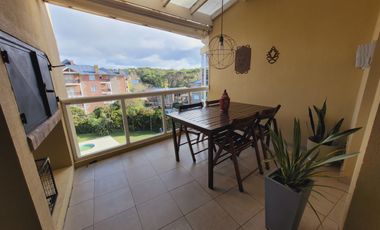 Penthouse en dos plantas  con vista al  mar en Cilene 1