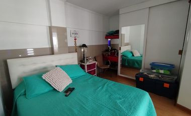 Casa 5D+3B+4E+Bodega y Oficina