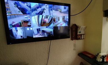 Casa 5D+3B+4E+Bodega y Oficina