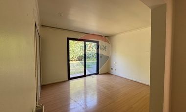 Arriendo Casa San Carlos Apoquindo 4D+3B