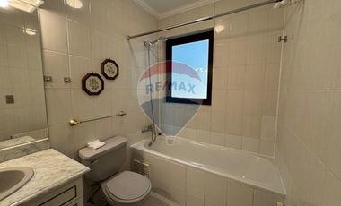 Arriendo Casa San Carlos Apoquindo 4D+3B