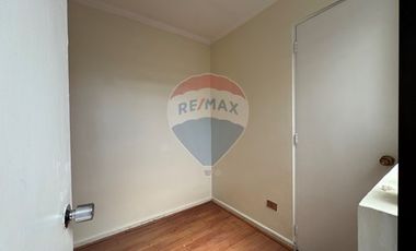 Arriendo Casa San Carlos Apoquindo 4D+3B