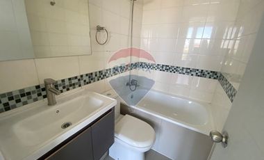 NUEVO Y AMPLIO EN BARRIO YUNGAY