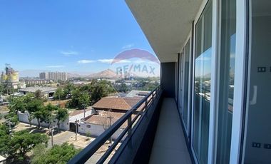 NUEVO Y AMPLIO EN BARRIO YUNGAY