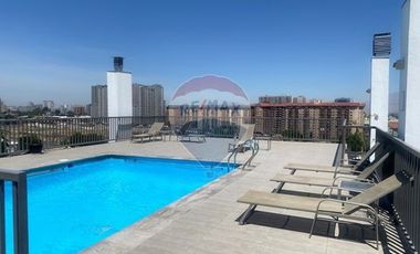 NUEVO Y AMPLIO EN BARRIO YUNGAY