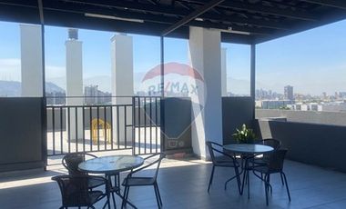 NUEVO Y AMPLIO EN BARRIO YUNGAY