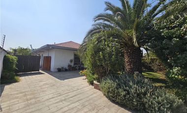 Hermoso jardin, arboles frutales - Metro Trinidad