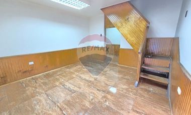 ARRIENDO LOCAL COMERCIAL CENTRO