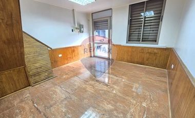 ARRIENDO LOCAL COMERCIAL CENTRO