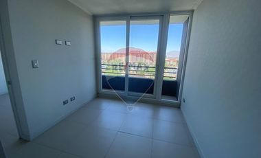 NUEVO Y AMPLIO EN BARRIO YUNGAY