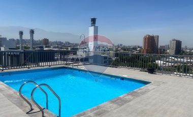 NUEVO Y AMPLIO EN BARRIO YUNGAY