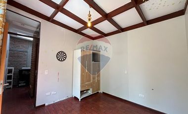 Linda Casa en Comunidad Castillo Velasco