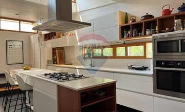 Linda Casa en Comunidad Castillo Velasco