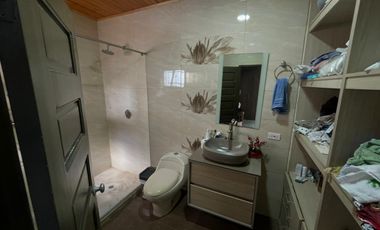 Casa en venta con area de lote de 309 m2 barrio la Julia Monteria