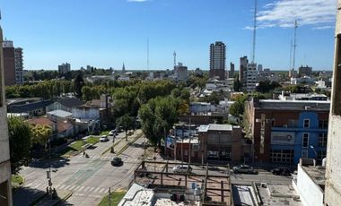 Bv. Urquiza 969 7° Piso Dpto "A" (CALIZO)