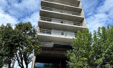 Bv. Urquiza 969 deptos de un dormitorio SAN LORENZO (CALIZO)