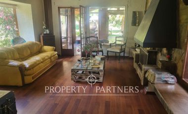 Hermosa Propiedad en en arriendo en exclusivo sector del Llano de Pirque