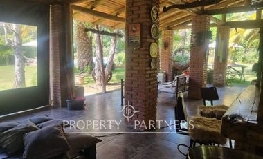 Hermosa Propiedad en en arriendo en exclusivo sector del Llano de Pirque
