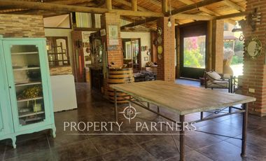 Hermosa Propiedad en en arriendo en exclusivo sector del Llano de Pirque