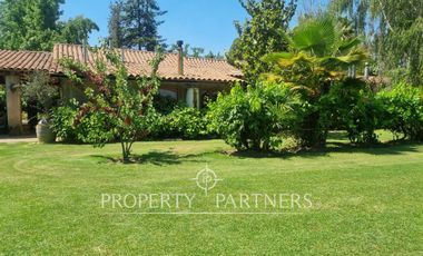 Hermosa Propiedad en en arriendo en exclusivo sector del Llano de Pirque