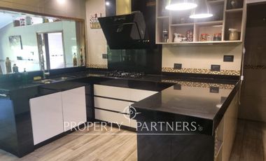 Hermosa Propiedad en en arriendo en exclusivo sector del Llano de Pirque