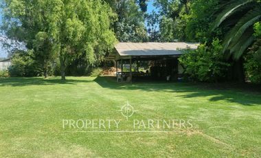 Hermosa Propiedad en en arriendo en exclusivo sector del Llano de Pirque