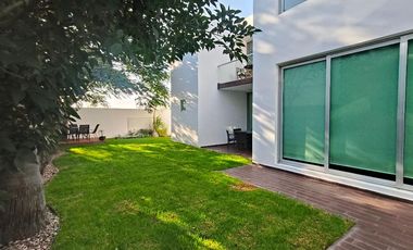 Casa en condominio en renta en Jurica, Querétaro.