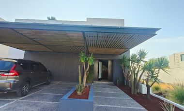 Casa en condominio en renta en Jurica, Querétaro.