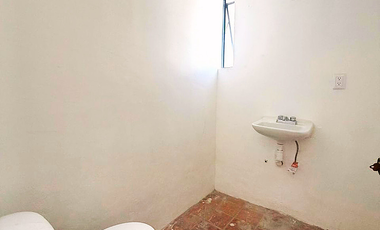 Se renta bodega comercial frente a Hospital Militar
