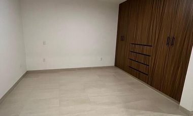 CASA EN RENTA EN REAL JURIQUILLA