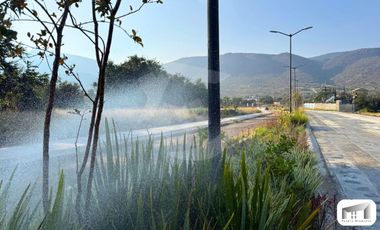 Terrenos Habitacionales y Comerciales en venta a pie del lago de Chapala