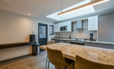 CASA EN VENTA EN SAN ÁNGEL INN