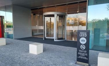 Venta  de Oficina en Edificio Corporativo Torre  1  (Montejo. )