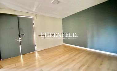 Alvaro Casanova, La Reina, Santiago. Casa habitacional y comercial.