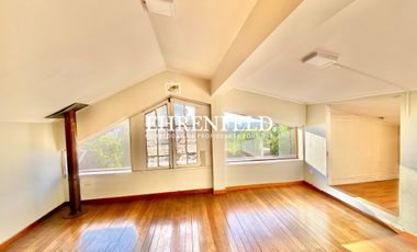 Alvaro Casanova, La Reina, Santiago. Casa habitacional y comercial.