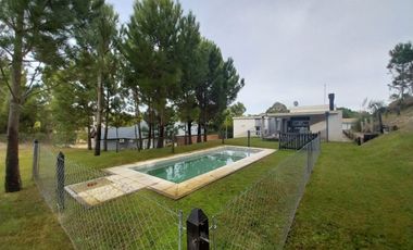 BARRIO DEPORTIVA 1 COSTA ESMERALDA ( Permuta)