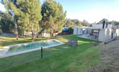 BARRIO DEPORTIVA 1 COSTA ESMERALDA ( Permuta)